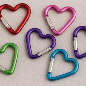 25 Cute Heart Shaped Aluminum Carabiners Colorful Novelty Key Clips Decorative Hanging Buckles For Girls Backpack Purse Accessory